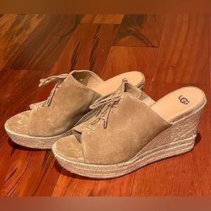 Ugg suede tan wedges